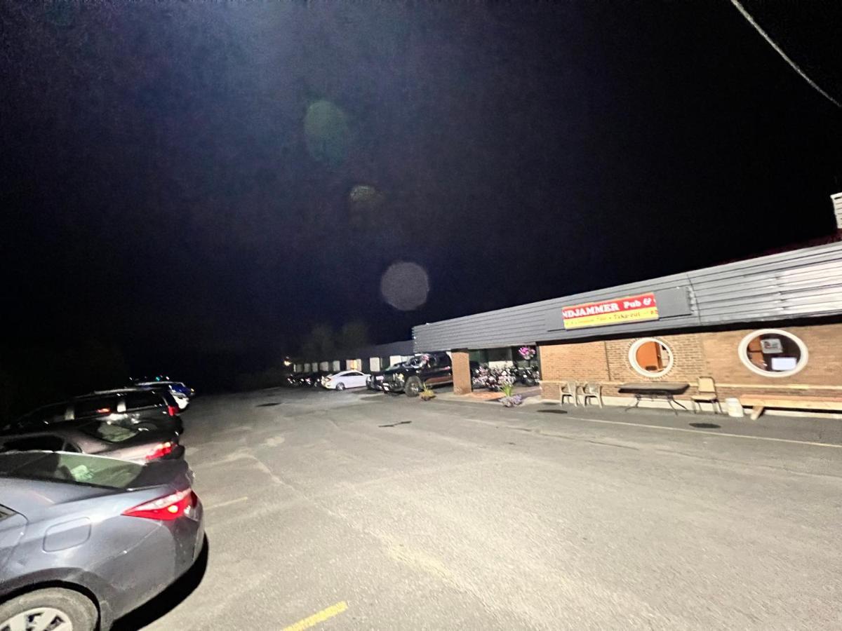 Lively Inn And Suites - Sudbury Naughton Exteriér fotografie