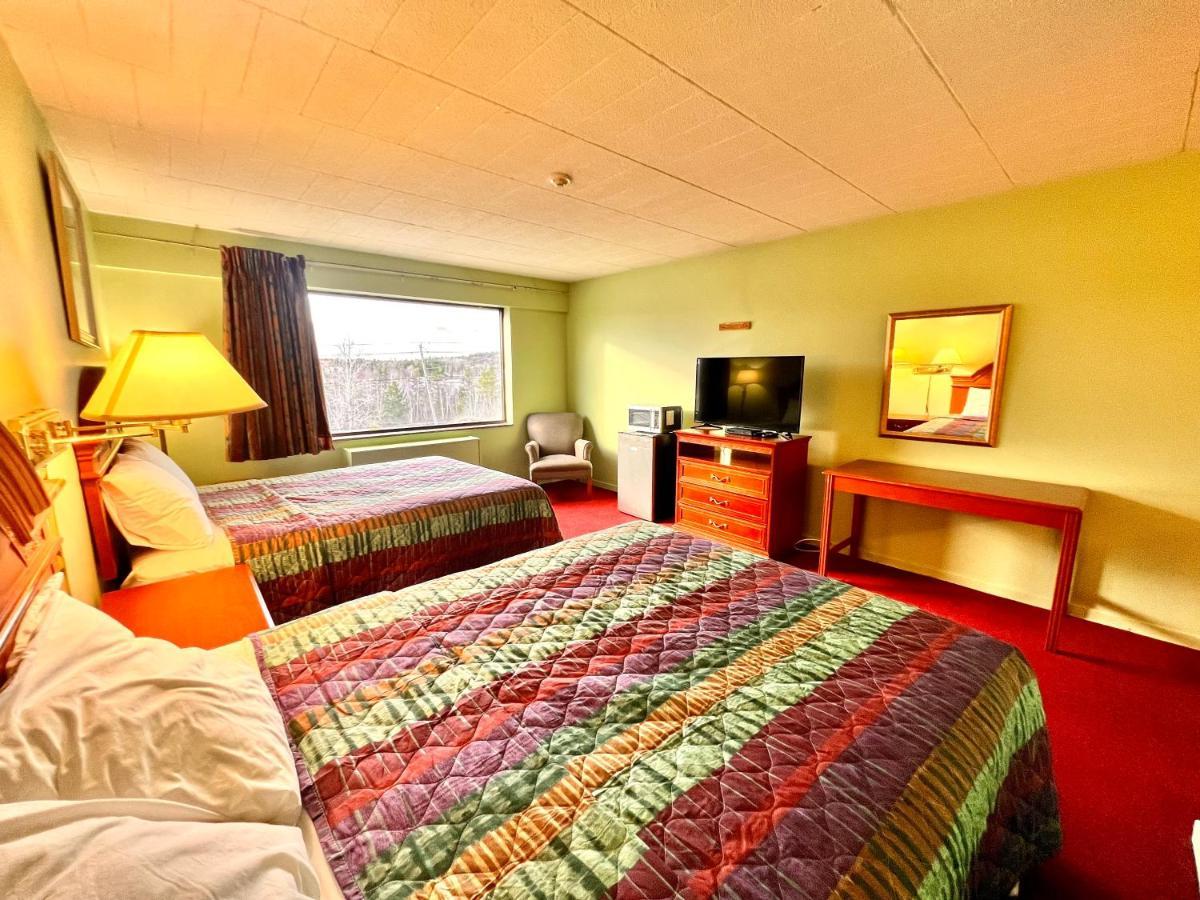 Lively Inn And Suites - Sudbury Naughton Exteriér fotografie