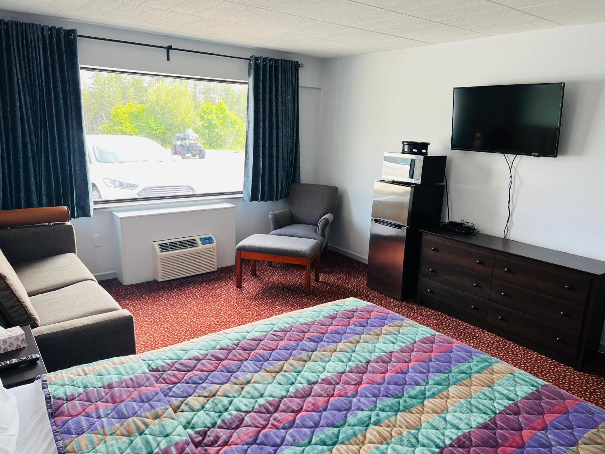 Lively Inn And Suites - Sudbury Naughton Exteriér fotografie